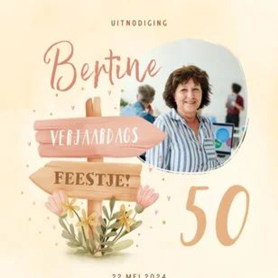 Uitnodigingen | Kaarten Kaartje2go Verjaardagskaart Met Foto Wegwijzer En Bloemen 50 Jaar