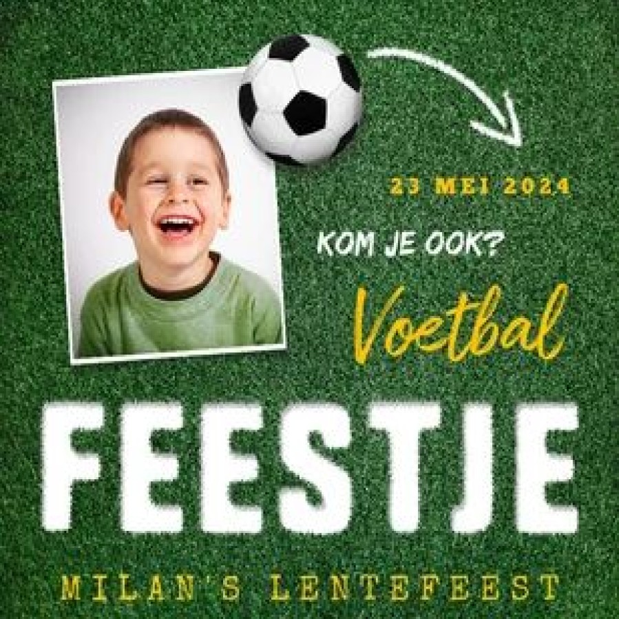 Communiekaarten | Kaarten Kaartje2go Lentefeest Uitnodigingskaart Feestje Voetbal Grasveld